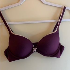 LIKE NEW Victorias Secret body by victoria push up